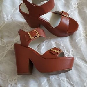 NEW KENNETH COLE BROWN LEATHER SHAYLA  PLATFORM 81/2